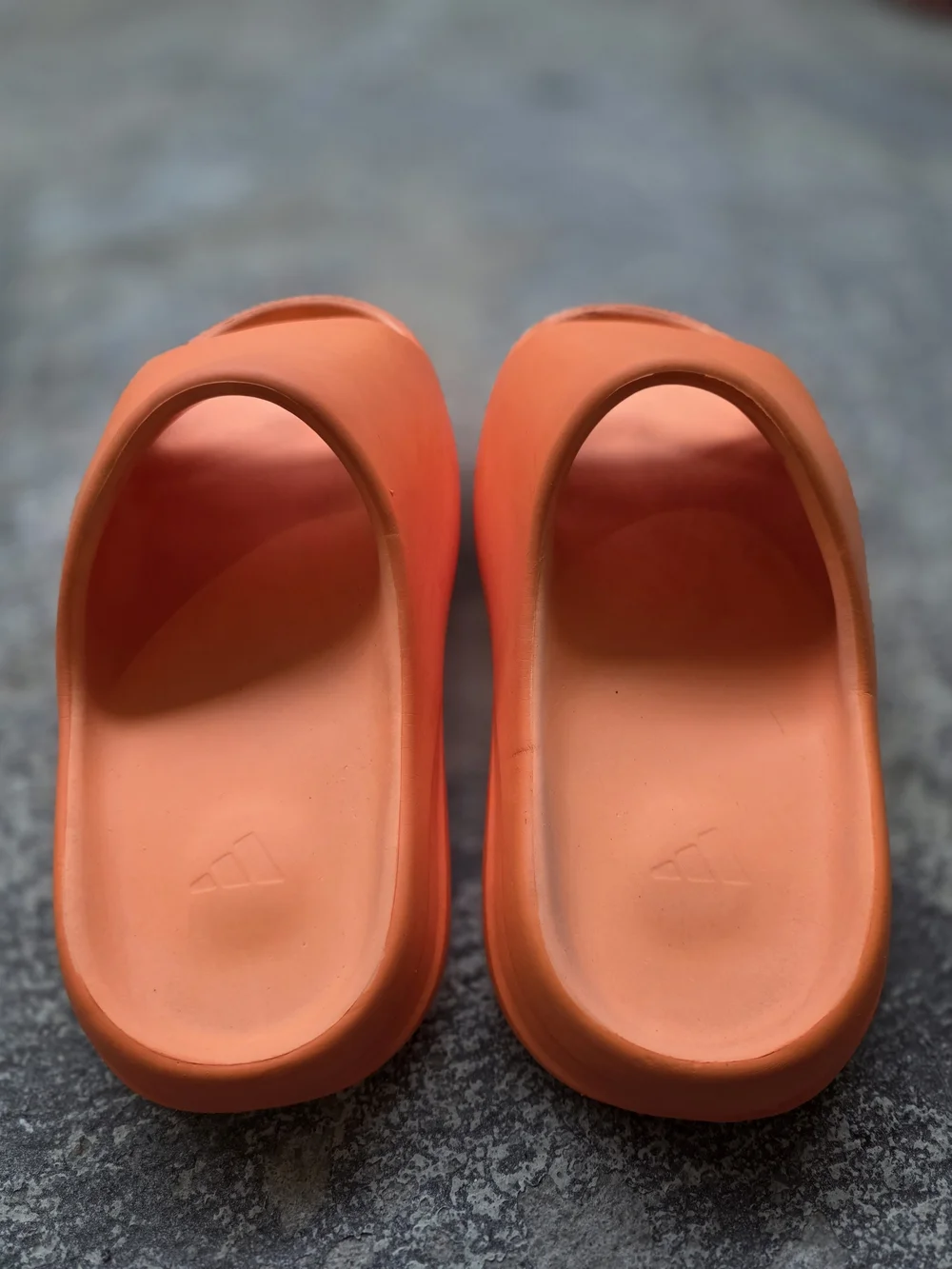 adidas Originals Orange Yeezy Slide Sandals - Picture 9 of 11